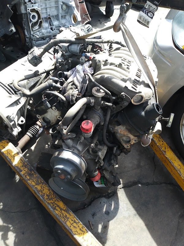 Manriquez Auto auto repair shop
